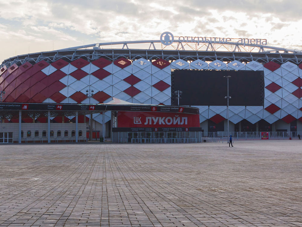 Die Otkrytie Arena, auch bekannt als Spartak-Station in Moskau: eines von neun WM-Stadien, die mit den strapazierfähigen nora Bodenbelägen ausgestattet sind.