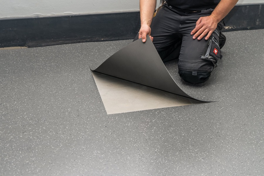 installation of norament 975 LL removable rubber floor covering
