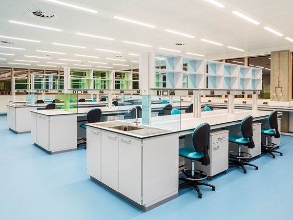 Norwich Bob Champion Medical Research Blgd