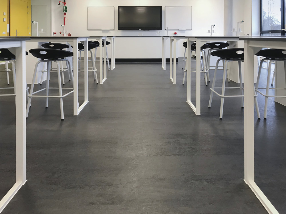 Distraction-free environment in school with norament arago floor covering