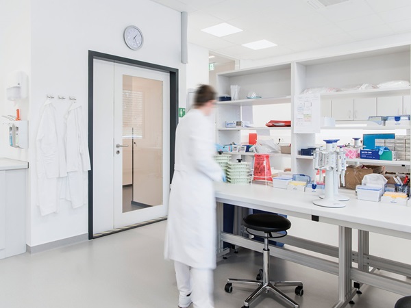 Elastischer Boden schont Rücken und Gelenke auch