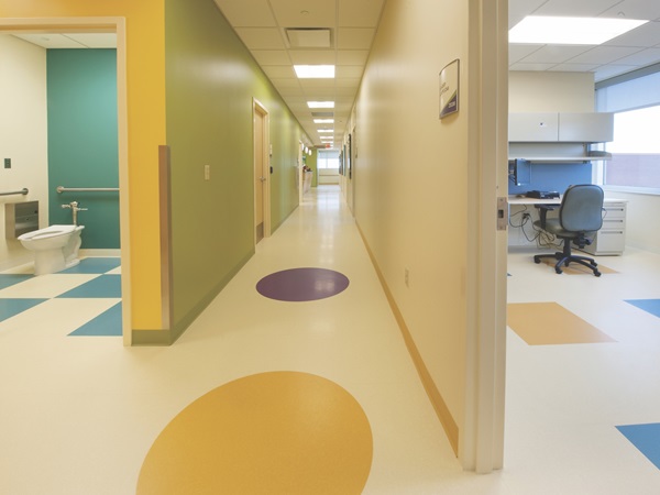 nora_SiPh_HC_US_3-duke-wakemed_Mob_1000x750