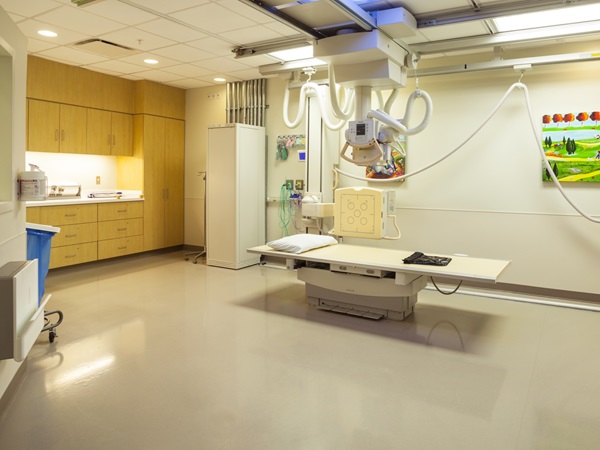 nora_SiPh_HC_US_4-Nemours_Mob_1000x750