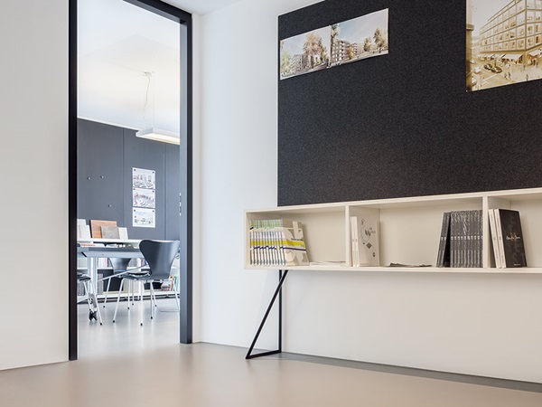 blocher partners – Zeitloses Büro mit nora Bodenbelägen