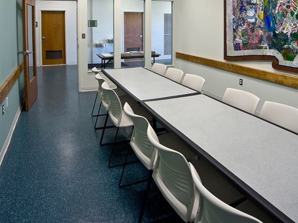 4-SpauldingsLibrary_Mob