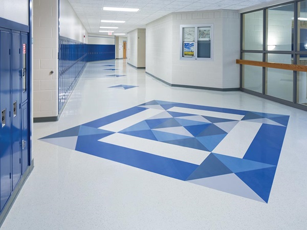 nora_edu_us_1-grand-valley_pb_1000x750